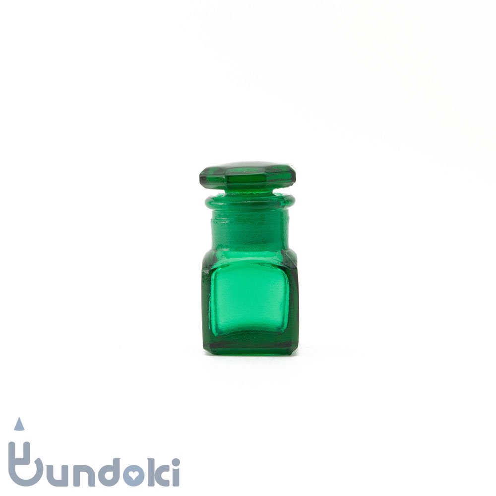 日本製のガラス瓶・薬瓶 (緑)
