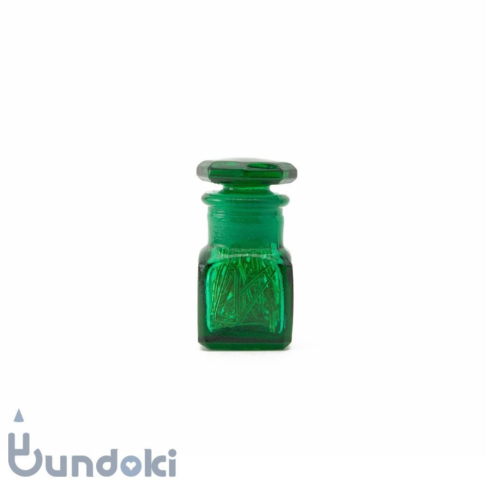 日本製のガラス瓶・薬瓶 (緑)