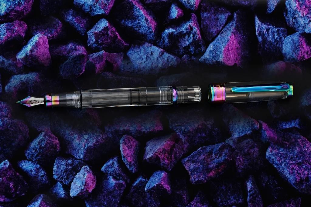 ツイスビー　580ダイアモンドアイリス　EF TWSBI/ツイスビー】ダイヤモンド580 アイリス (EF/極細)