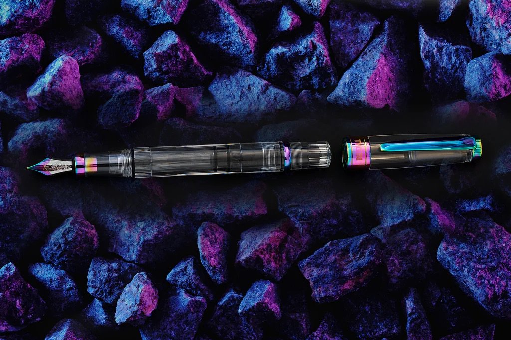 TWSBI/ツイスビー】ダイヤモンド580 アイリス (M/中字)