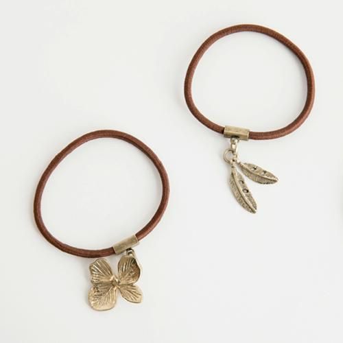 四葉のクローバーマカロン♡ベビーヘアクリップ　ヘアゴム 四葉のクローバーマカロン♡ベビーヘアクリップヘアゴム