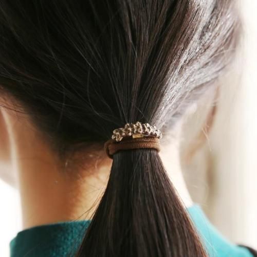 サヌ・バイさんのヘアゴム - ネパリ・バザーロの通販ショップ「ベルダ