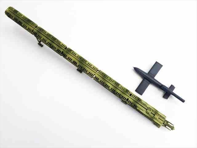 1/72 ドイツ軍V1飛行爆弾＆カタパルト発射機/モデルコレクト72033/