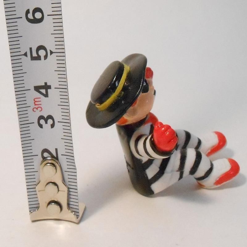 ヴィンテージ・マクドナルドハッピーミールトイ・ハンバーグラー・お