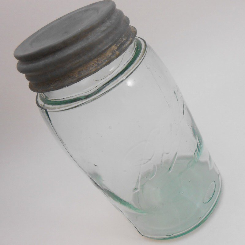 アンティーク・ボール・メイソンジャー・Ball Mason Jar・ブルー・1896年～1910年・L・メタル＆ミルクグラス蓋【B】 -  ファイヤーキング 卸 仕入れ 小売 通販サイト - Fire King AG