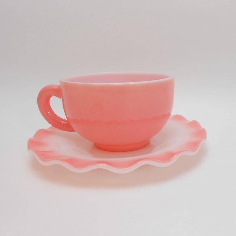 ヘーゼルアトラス・ピンク・リップル・カップ＆ソーサー【B