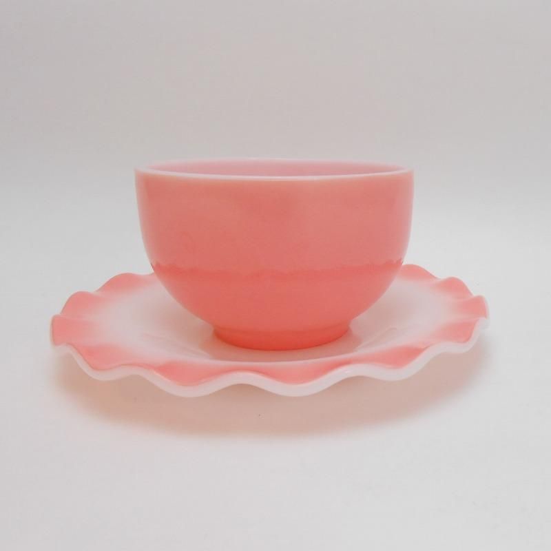 ヘーゼルアトラス・ピンク・リップル・カップ＆ソーサー【B