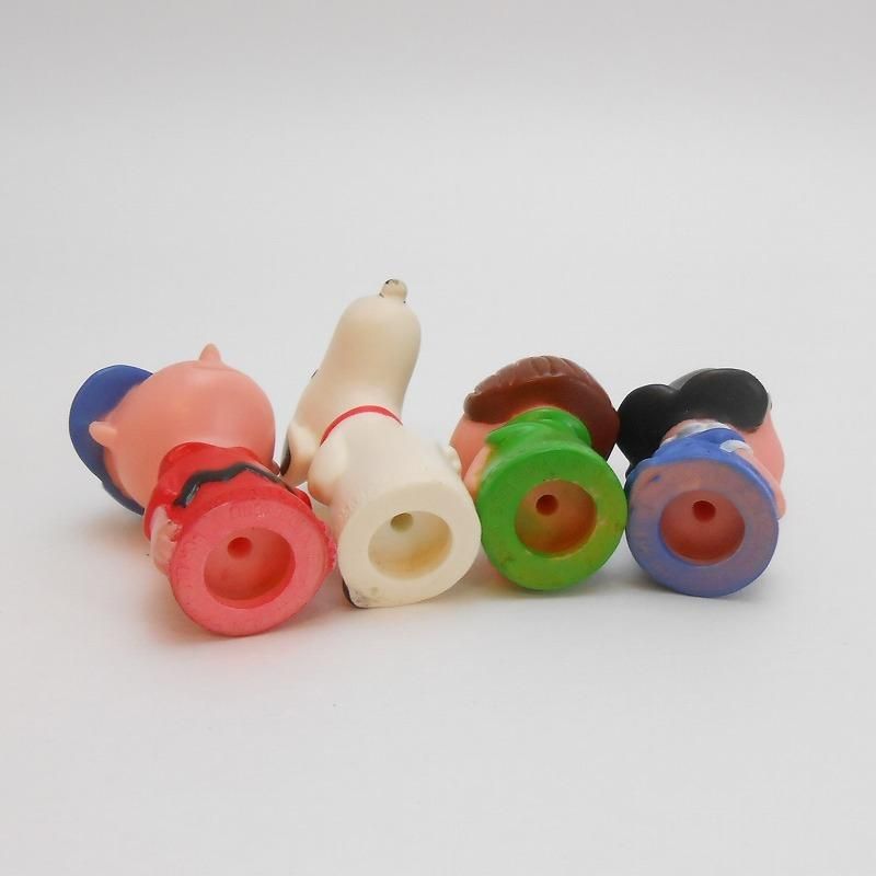 ヴィンテージ・スヌーピーと仲間たち・ソフビ製フィギュア・4体セット