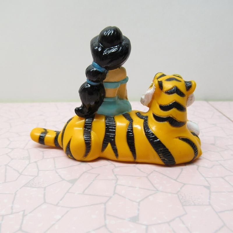 アラジンと魔法のランプ ジャスミン＆ラジャー ソフビフィギュア