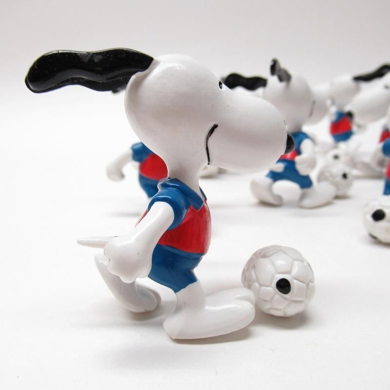 スヌーピー SNOOPY ワールドカップ サッカー フィギュア4体セット スヌーピー SNOOPY ワールドカップ サッカー フィギュア4体セット