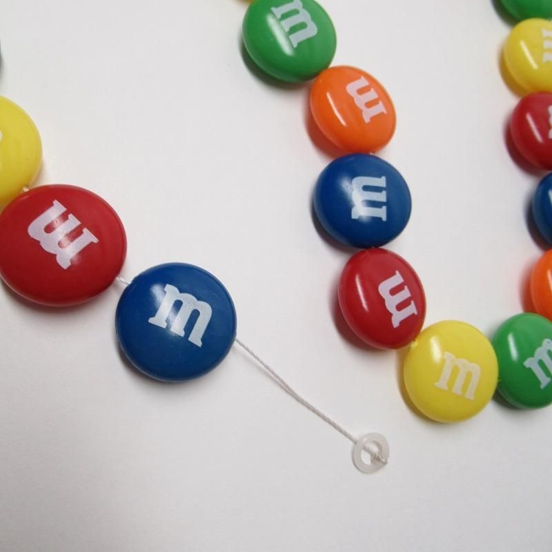 エムアンドエムズ M&M's プラスチック製ガーランド