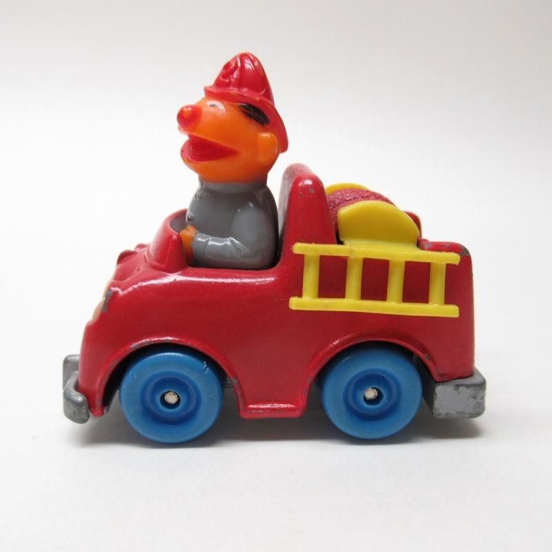 セサミストリート 1980年代 アーニーの消防車 ダイキャストミニカー