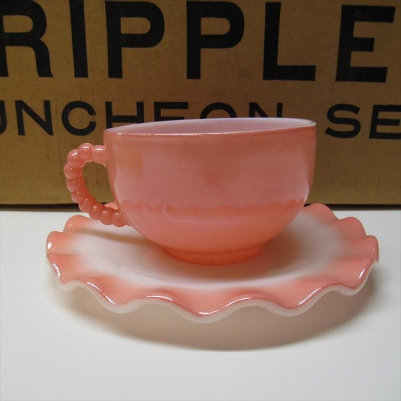 ヘーゼルアトラス　リップル　ディナープレート４枚 Amazon.co.jp: ヘーゼルアトラス リップル ディナープレート4枚