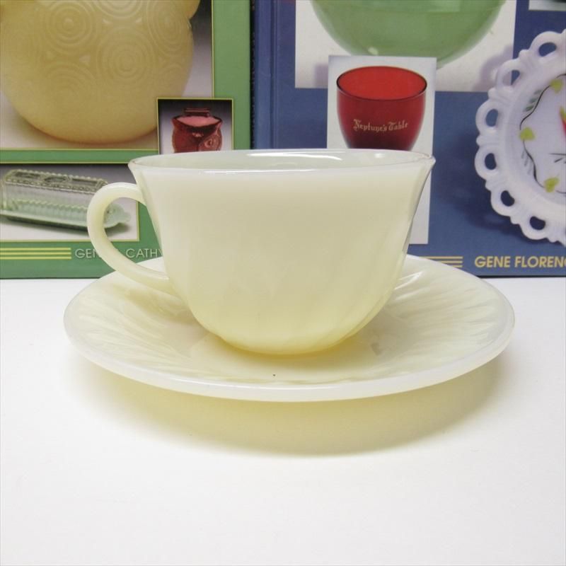 ファイヤーキング アイボリー スワール カップ＆ソーサー B