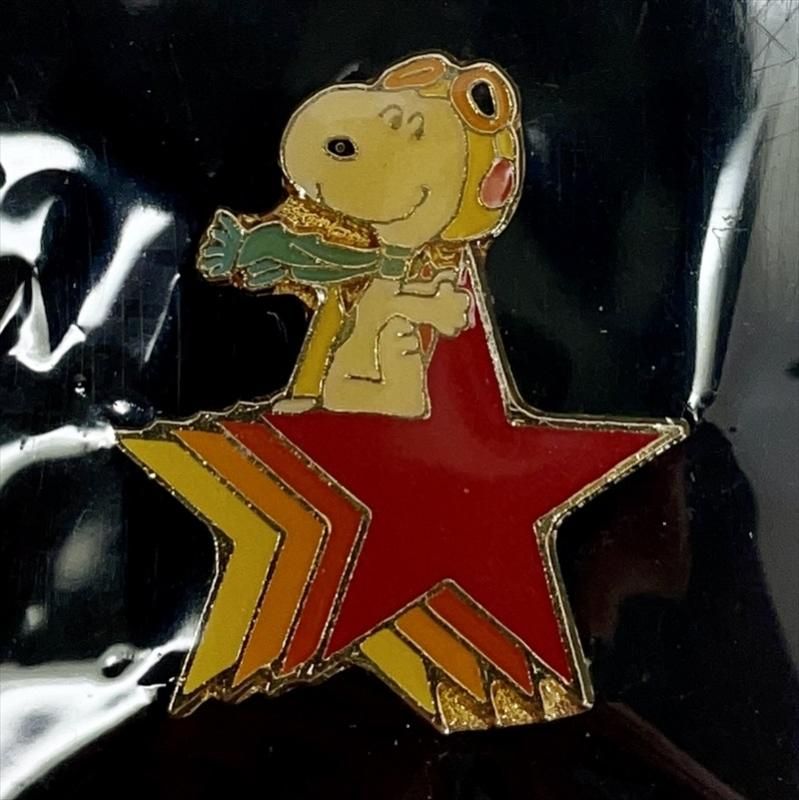 スヌーピー ヴィンテージピンズ 台紙付 デッドストック フライング