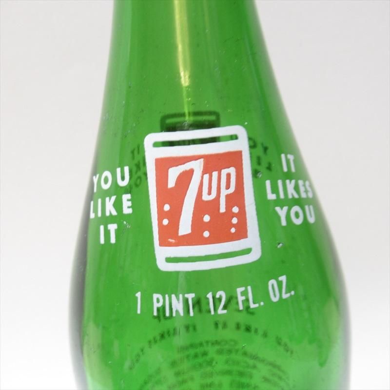 最先端 ヴィンテージボトル 1960年代 28OZ セブンアップ 7UP アンティーク雑貨