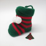 ★シーツ＆ハンドメイド素材  クリスマスオーナメント クリスマスの靴下と小さなワッペンのセット