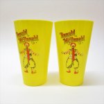 プラスチック＆メラミン食器  マクドナルドプラスチックカップ 黄色ベース ロナルドマクドナルド