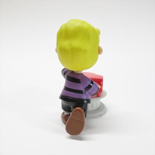 【9/1まで値下中】SNOOPY シュローダー フィギュア シュローダー ベートーヴェン ピアノ付き フィギュア ドール USA