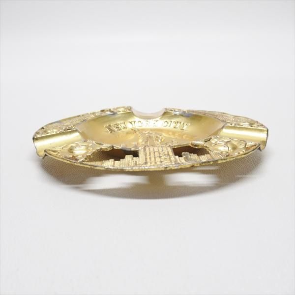 イタリア製 アンティーク灰皿　サッカー選手の模様 スーベニアアッシュトレイ ニューヨークシティ 自由の女神