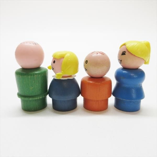 フィッシャープライストイ 木製ボディリトルピープル4人家族セットB