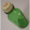 ボトル ヴィンテージジャンク雑貨・メタル蓋つき・グリーン・ミニガラスボトル