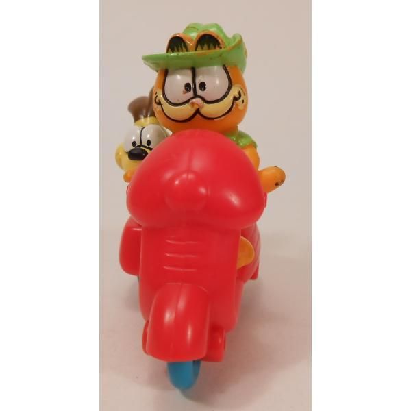 ヴィンテージ・1989年・マクドナルドハッピーミール・スクーターに乗る