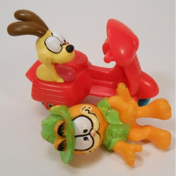 ヴィンテージ・1989年・マクドナルドハッピーミール・スクーターに乗る